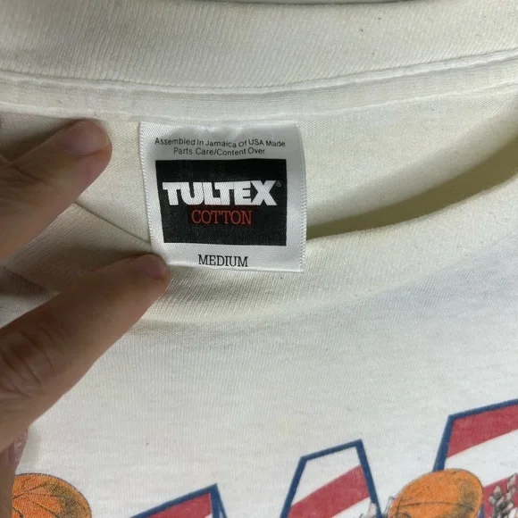 Vintage Cotton 1992 USA Olympic "Dream Team" t-shirt Size Medium Rare - Picture 3 of 10